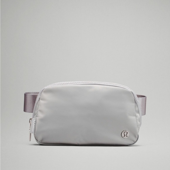 lululemon athletica Other - Lululemon Everywhere Belt Bag